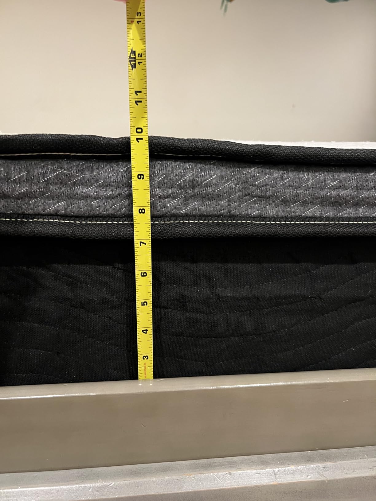 Springfit 500 lbs Supporting Heavy Duty Mattress for Big and Tall People, 10 Inch Queen Size Hybrid Mattress, Reinforced Coil System, Pressure Relief, Fiberglass-Free, CertiPUR-US Mattress in a Box customer photo 1