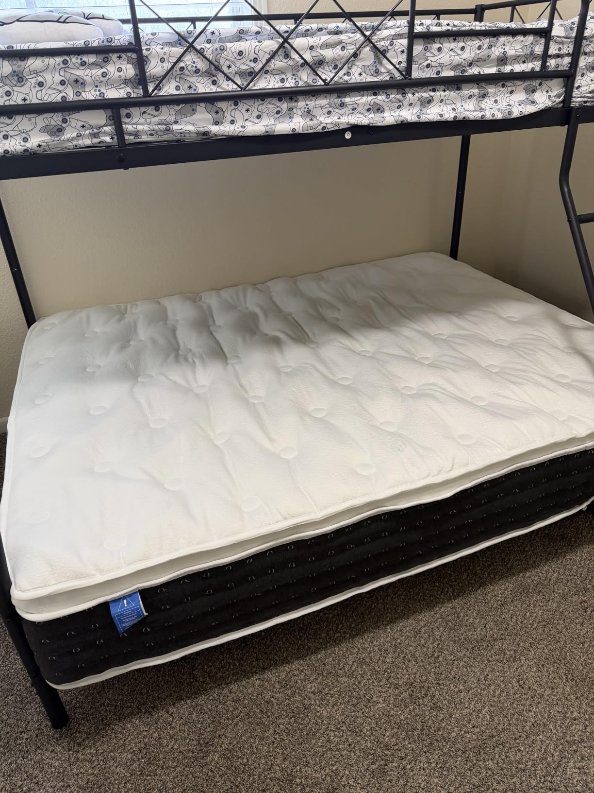 Queen Size Mattress 12 Inches Medium Firm Hybrid, Undisturbed Sleep | Breathable hybrid comfort with responsive support, motion isolation, reinforced edges, and CertiPUR-US certified foam. customer photo 1