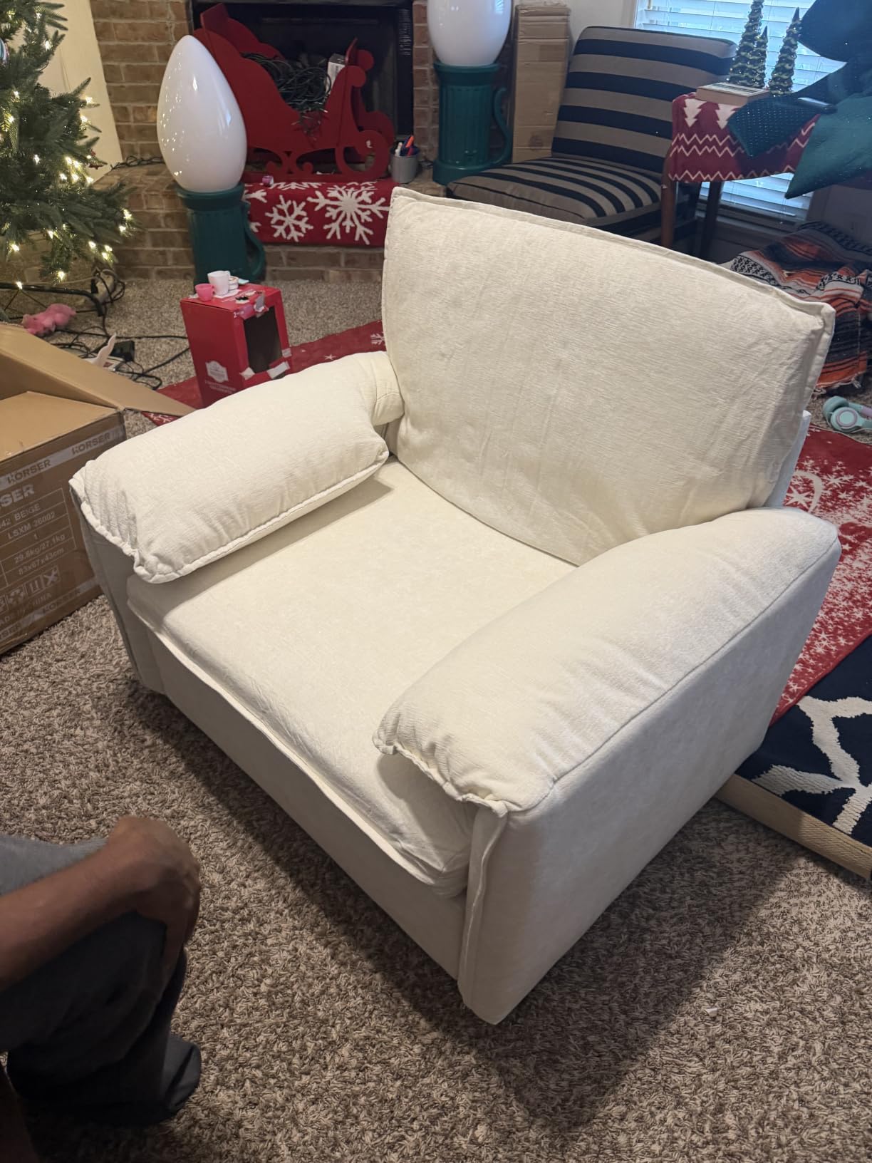 Korser Oversized Accent Chair, 39.3