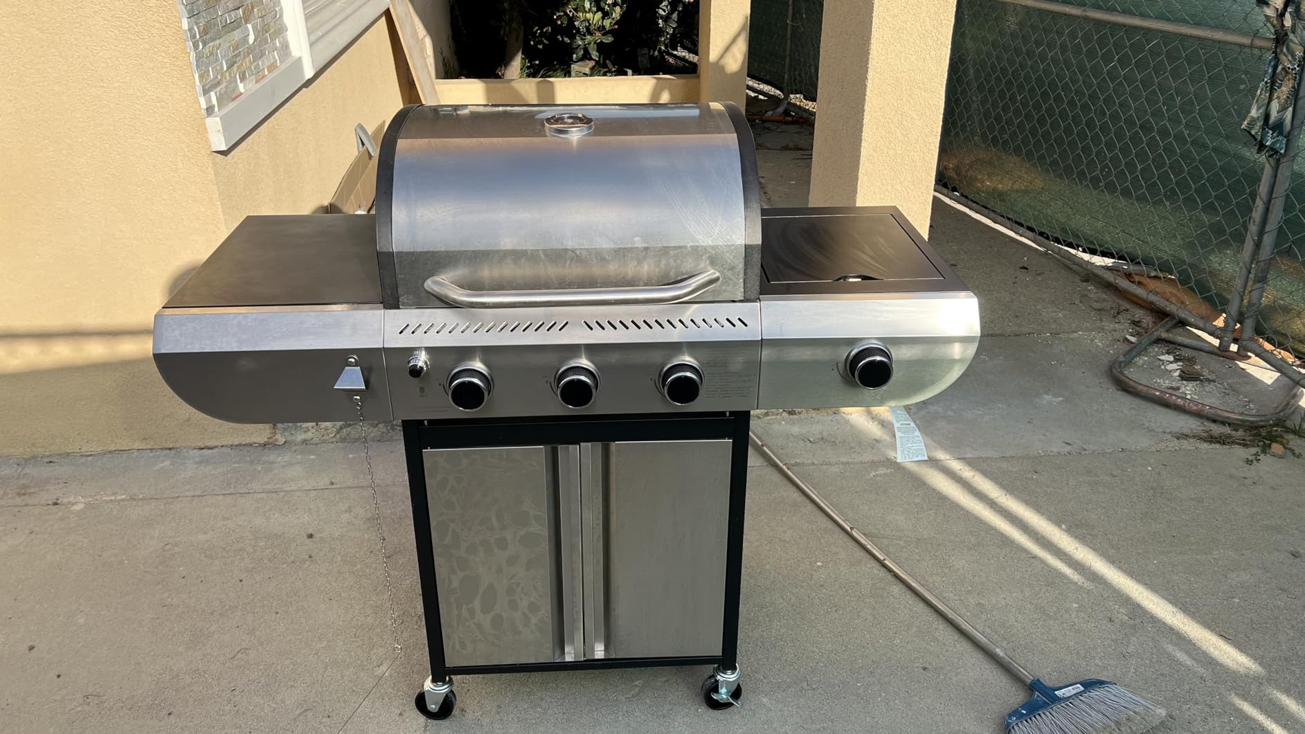 Electactic Stainless Steel 4-Burner Gas Grill with Side Burner – 42000BTU Propane BBQ Grill with Thermometer, Heavy-Duty Grill for Outdoor Patio and Backyard Cooking customer photo 2