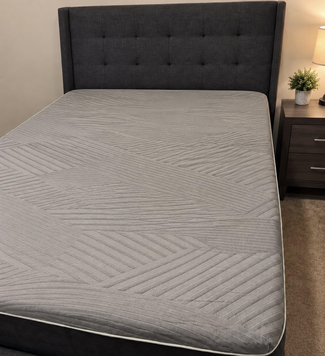 Novilla 14 Inch Queen Mattress, Queen Size Memory Foam Mattress | with AiryFlow Cooling System for Cool Night, Pressure Relief, Ergonomic Support for Spinal Alignment, CertiPUR-US, Medium Firm customer photo 2