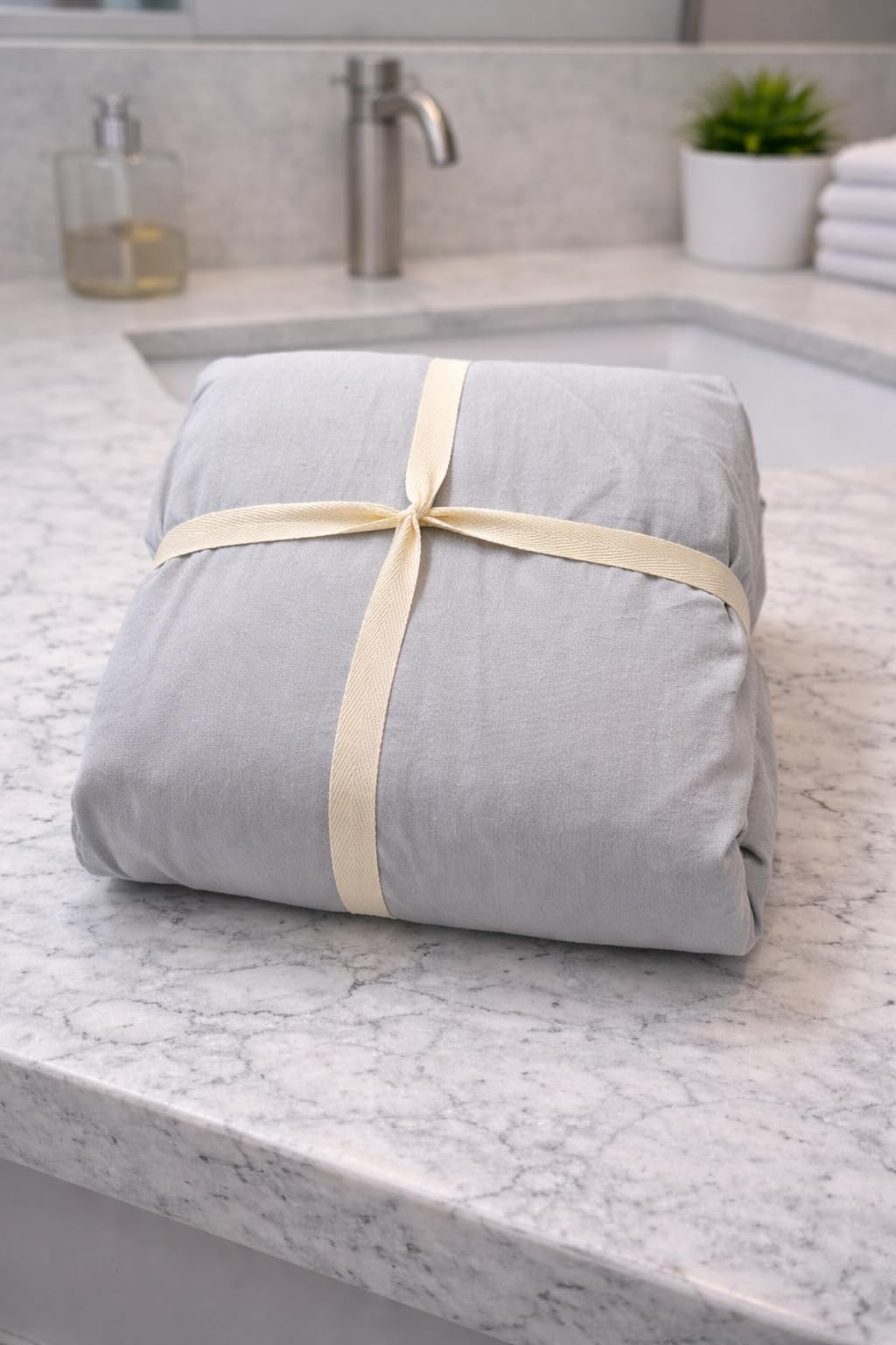 100% Pure Linen Duvet Cover Set 3 Pcs Soft Comforter Cover Sets King Size | Breathable, Durable Comforter Cover with Zipper Closure, Natural Linen Bedding for Hot Sleepers Cozy for All Seasons customer photo 1