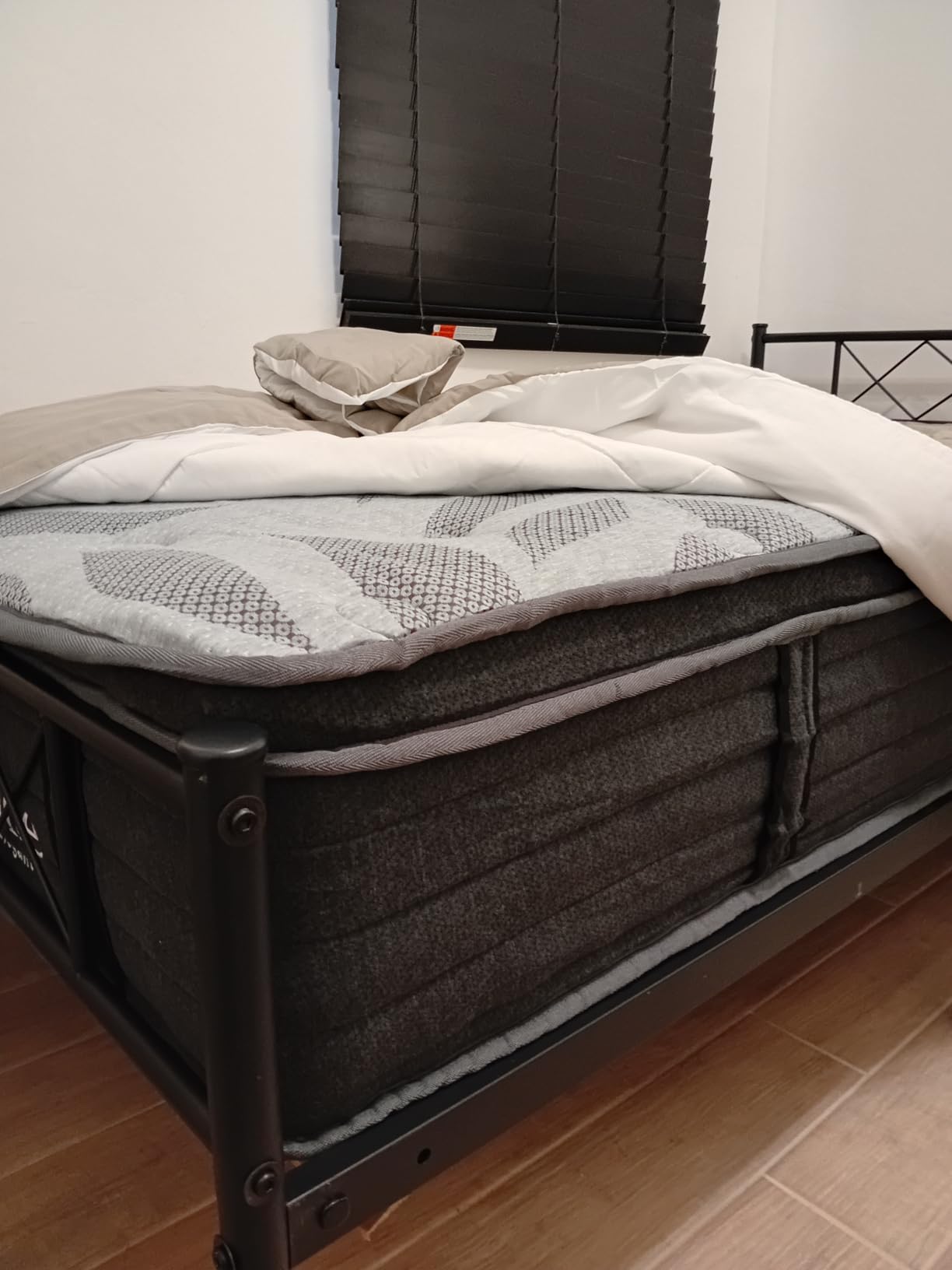 PECHINOU 10 Inch Twin Size Medium Firm Hybrid Mattress | Gel Memory Foam & Pocket Coils, Grey Euro Top Mattress, Cooling Breathable Fabric, CertiPUR-US Certified for All Sleepers customer photo 1