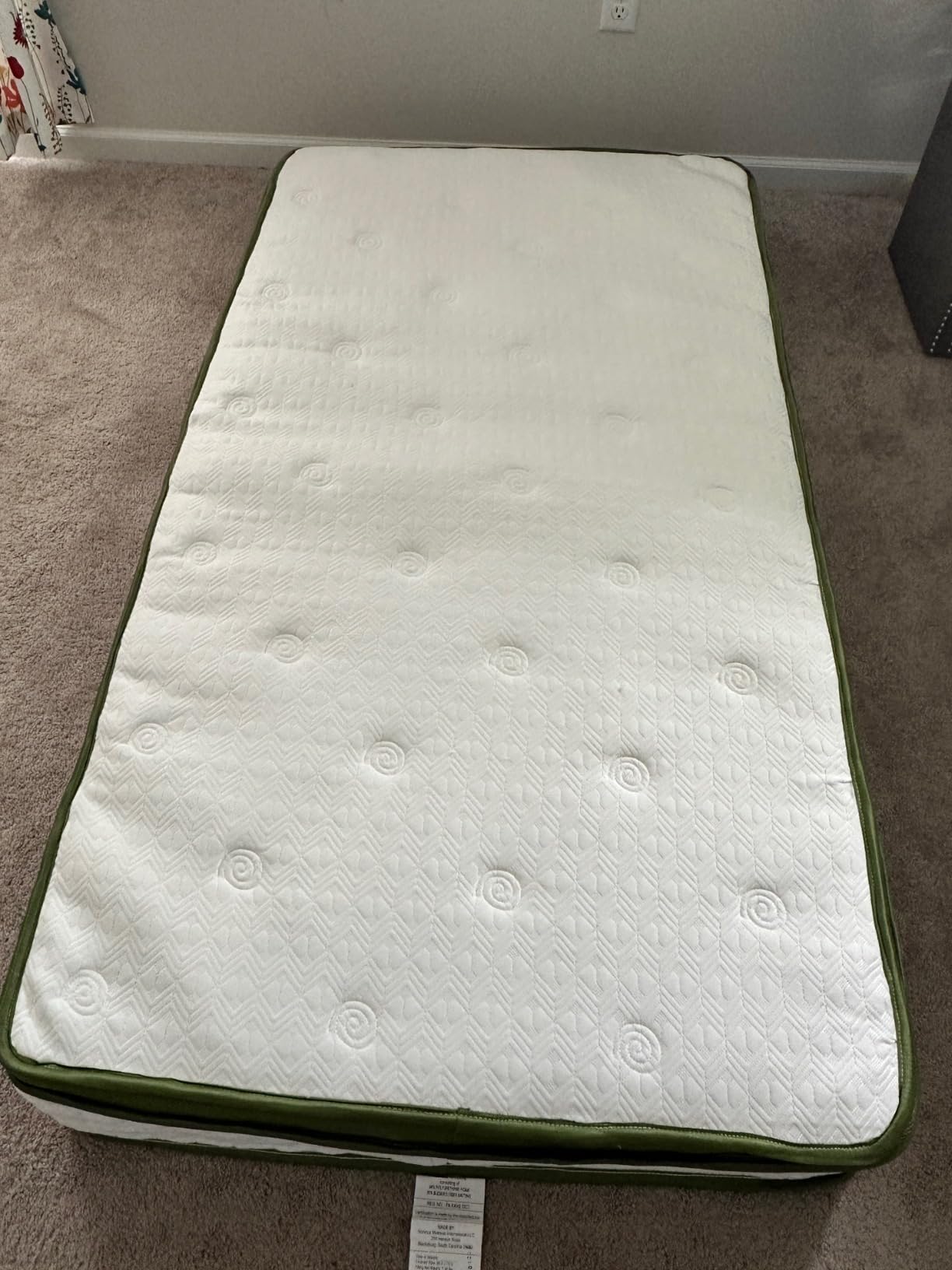 BedStory 14 Inch Medium Firm Queen Mattress, Luxury Hybrid Mattress in a Box for Zoned Support and Pressure Relief, Cooling Hotel Collection Deep Sleep Mattresses, 365 Nights Trial, 10-Year Warranty customer photo 2