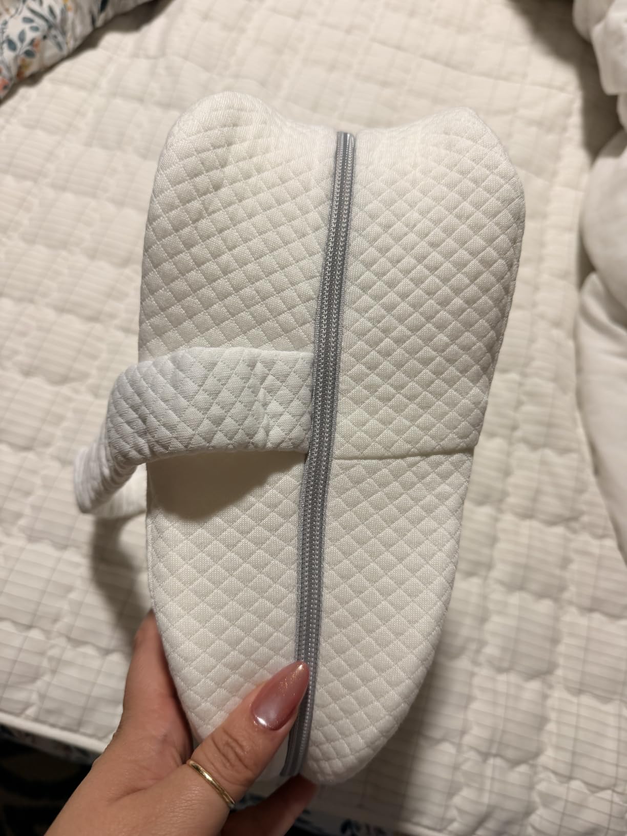 Memory Foam Knee Pillow for Side Sleepers, Hip & Back Pain Relief | Cooling Leg Positioning Cushion with Adjustable Strap, Orthopedic Sleeping Support for Sciatica & Spinal Alignment customer photo 1