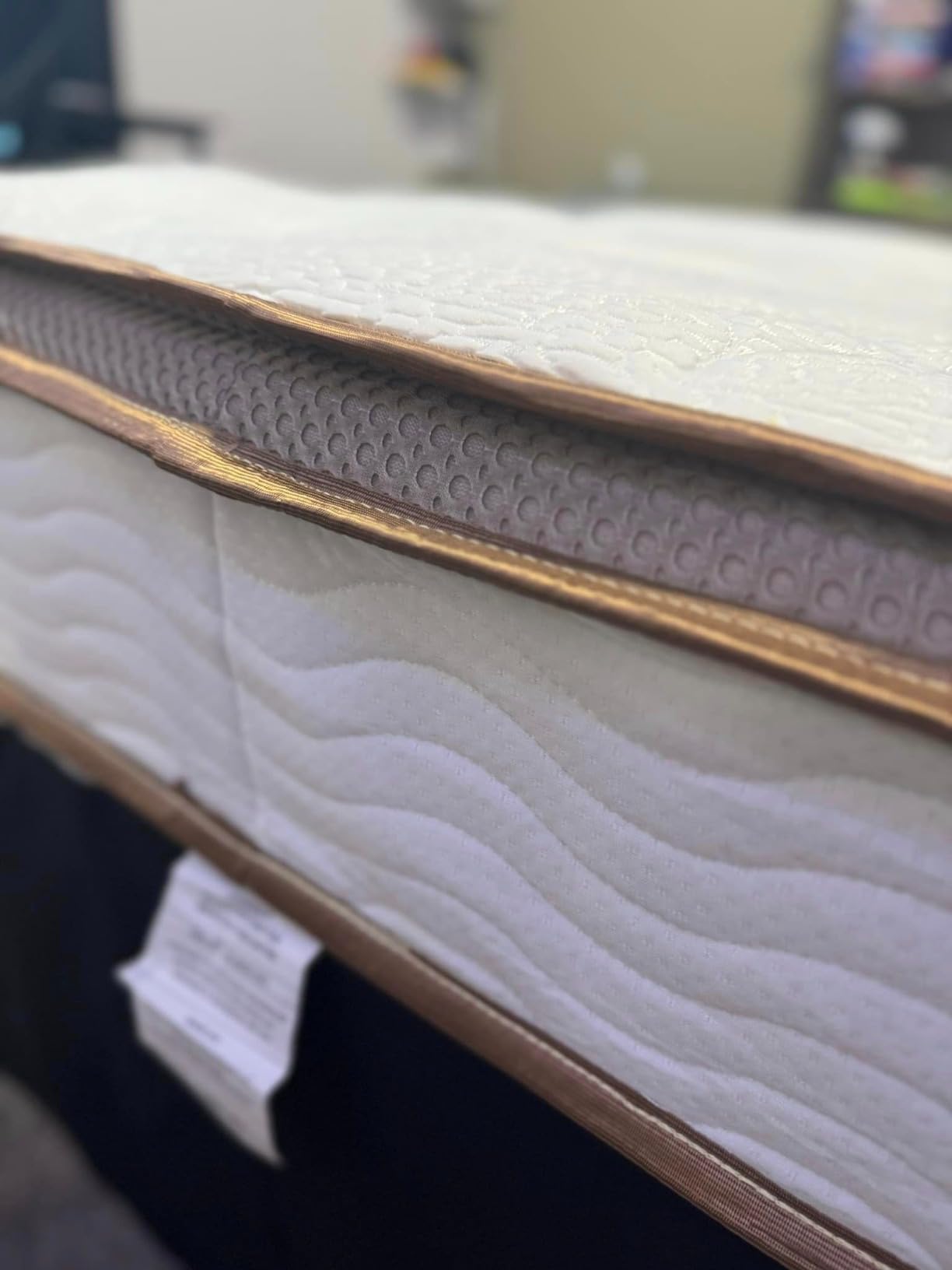 BedStory Firm King Size Mattress, 14 Inch Hybrid Mattress Back Pain Relief | 7-Zone Targeted Support, Spine Alignment, Breathable, Low Motion Transfer, Fiberglass-Free, CertiPUR-US Foam, 365-Night Trial customer photo 1