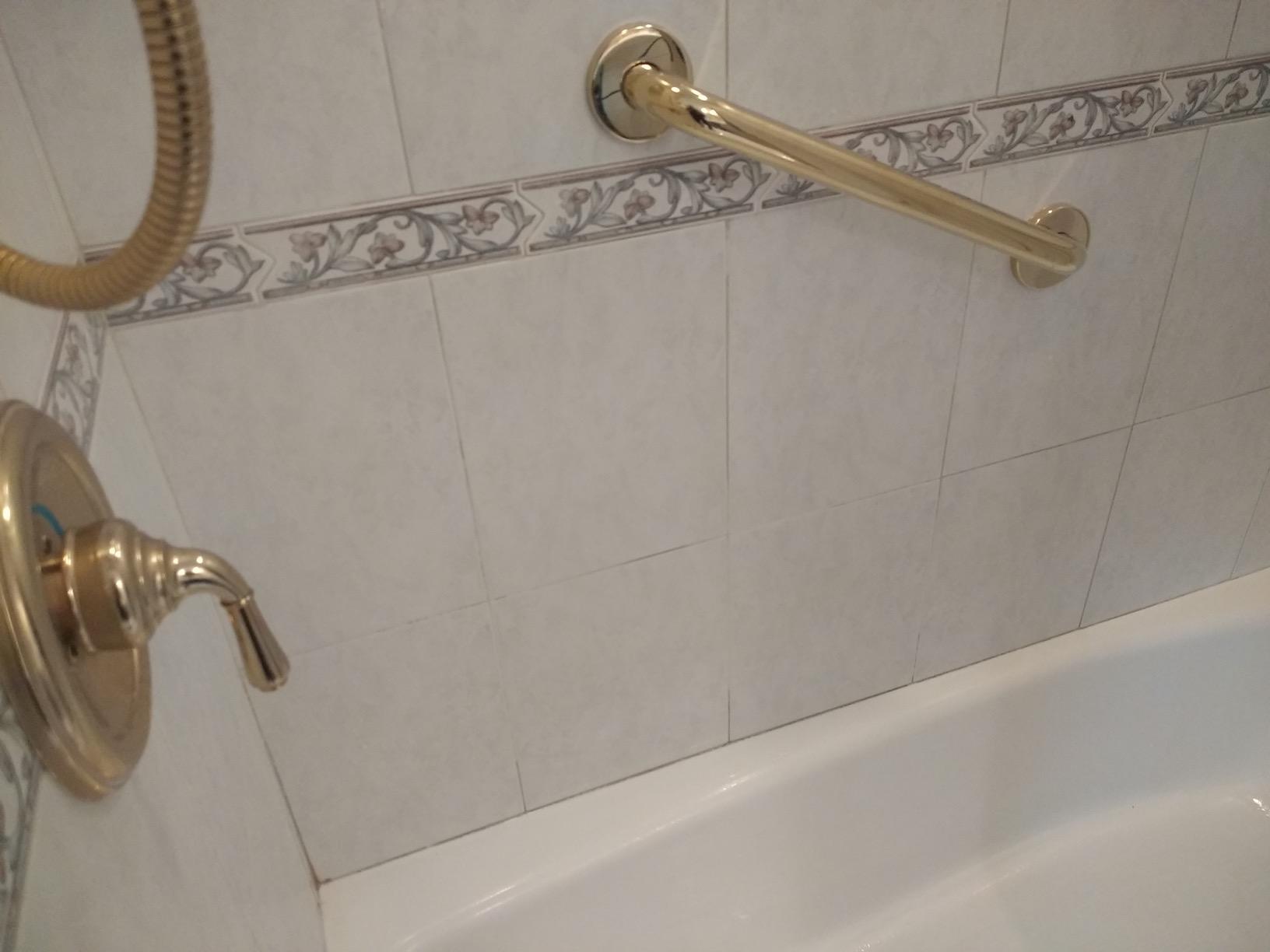 Moen Bathroom Safety 12-Inch Peened Textured Grip Stainless Steel Bathroom Grab Bar with Concealed Screws, Shower Handles for Elderly, R8712P customer photo 1