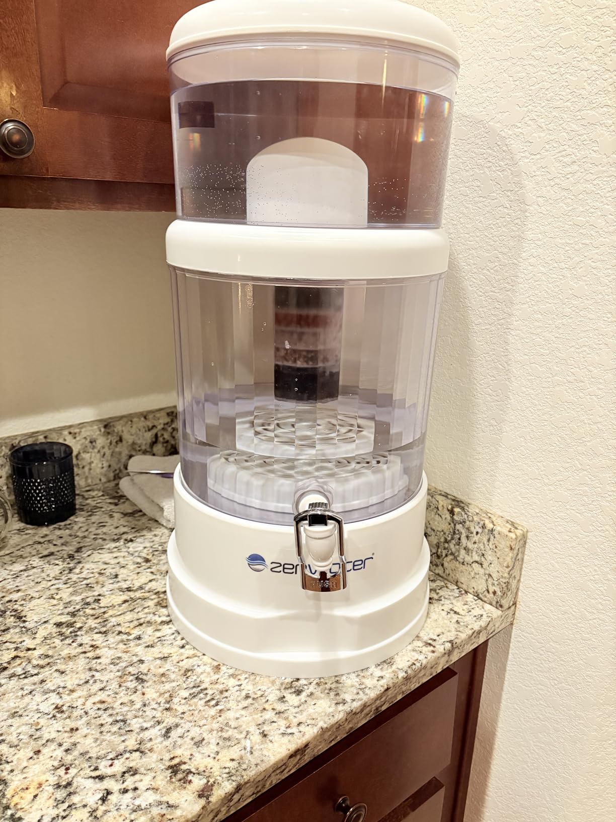ZENWATER 6-Gallon Countertop Gravity Water Filter System - Portable Alkaline Filtration System - Enjoy Clean and Mineral-Rich Hydration At Home, Office, or Travel customer photo 1