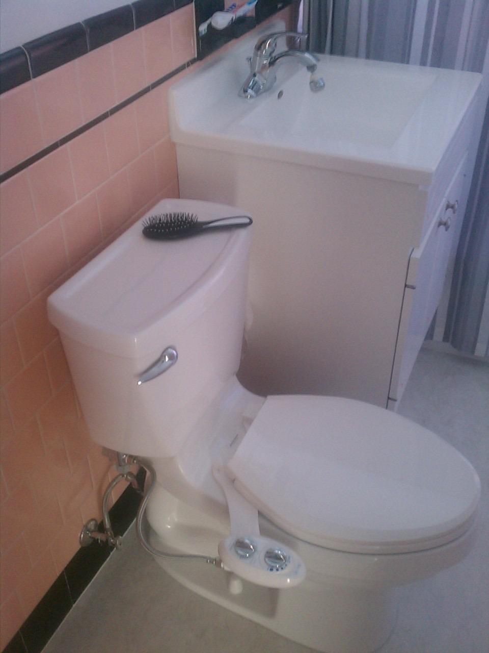 LUXE Bidet NEO 120 - Bidet Attachment for Toilet Seat, White customer photo 2