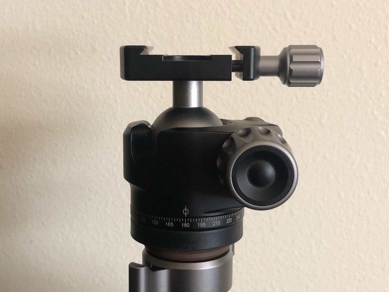 Leofoto LH-40 Ball Head, 40mm Ball, Low Profile, Firction Contorl, Base Panning Contorl, Bubble Level, Include 70mm QR Plate, Arca Compatible customer photo 2