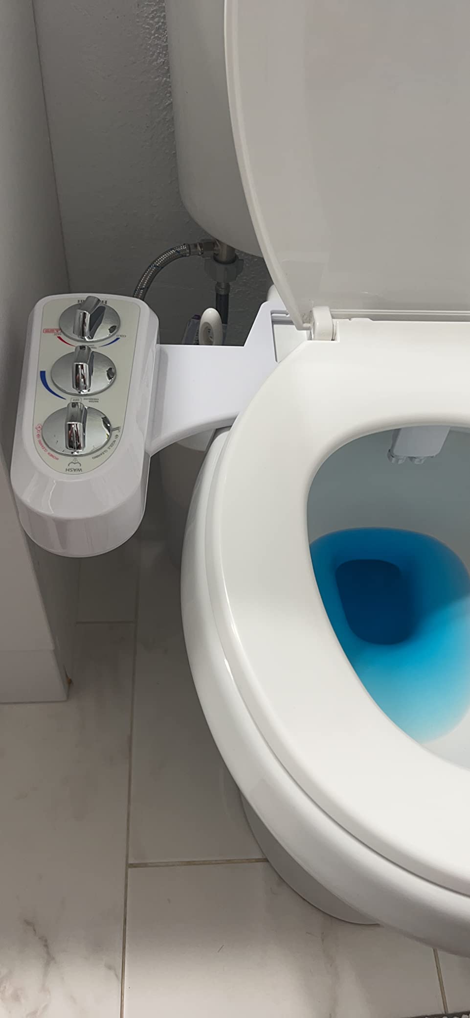 Hibbent Bidet Attachment, Hot & Cold Water Spray Bidet Toilet Seat, White customer photo 1