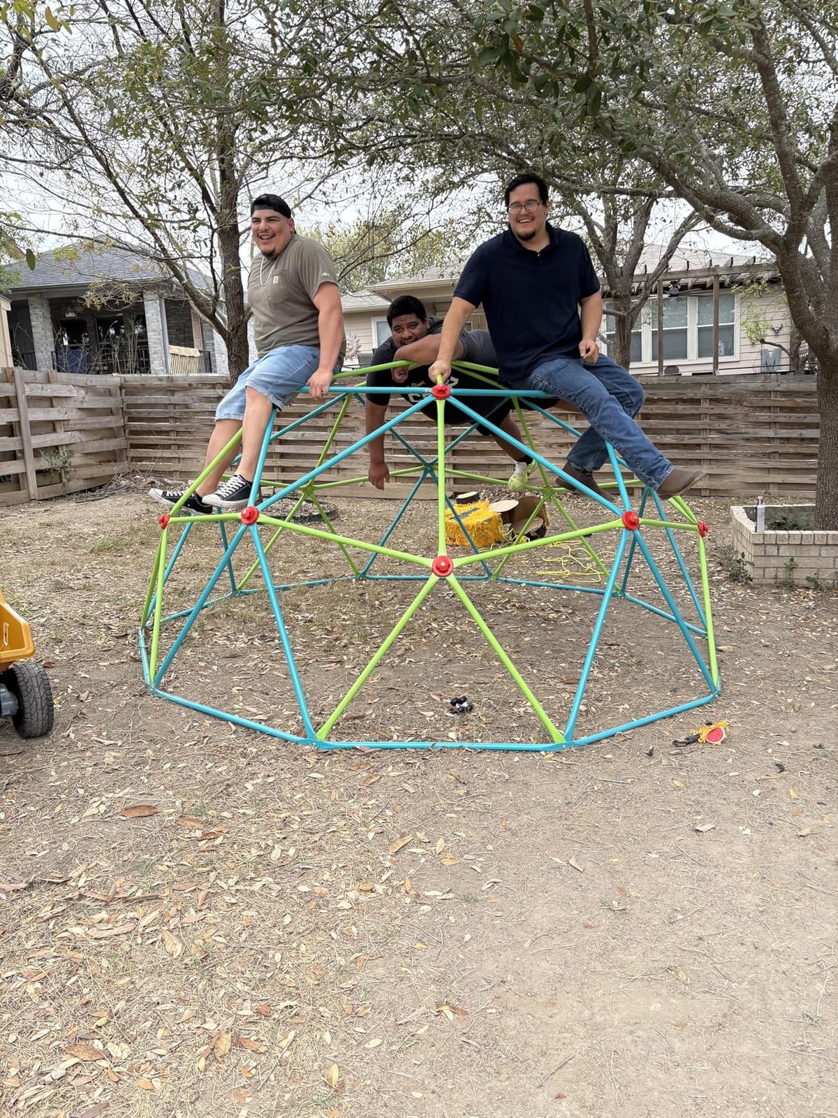Zupapa 10FT Climbing Dome, Outdoor Jungle Gym for Kids with Climbing Grip - Geometric Dome Climber Outdoor Playset and Easy Assembly Outdoor Play Equipment for Kids (Green, 10FT) customer photo 1
