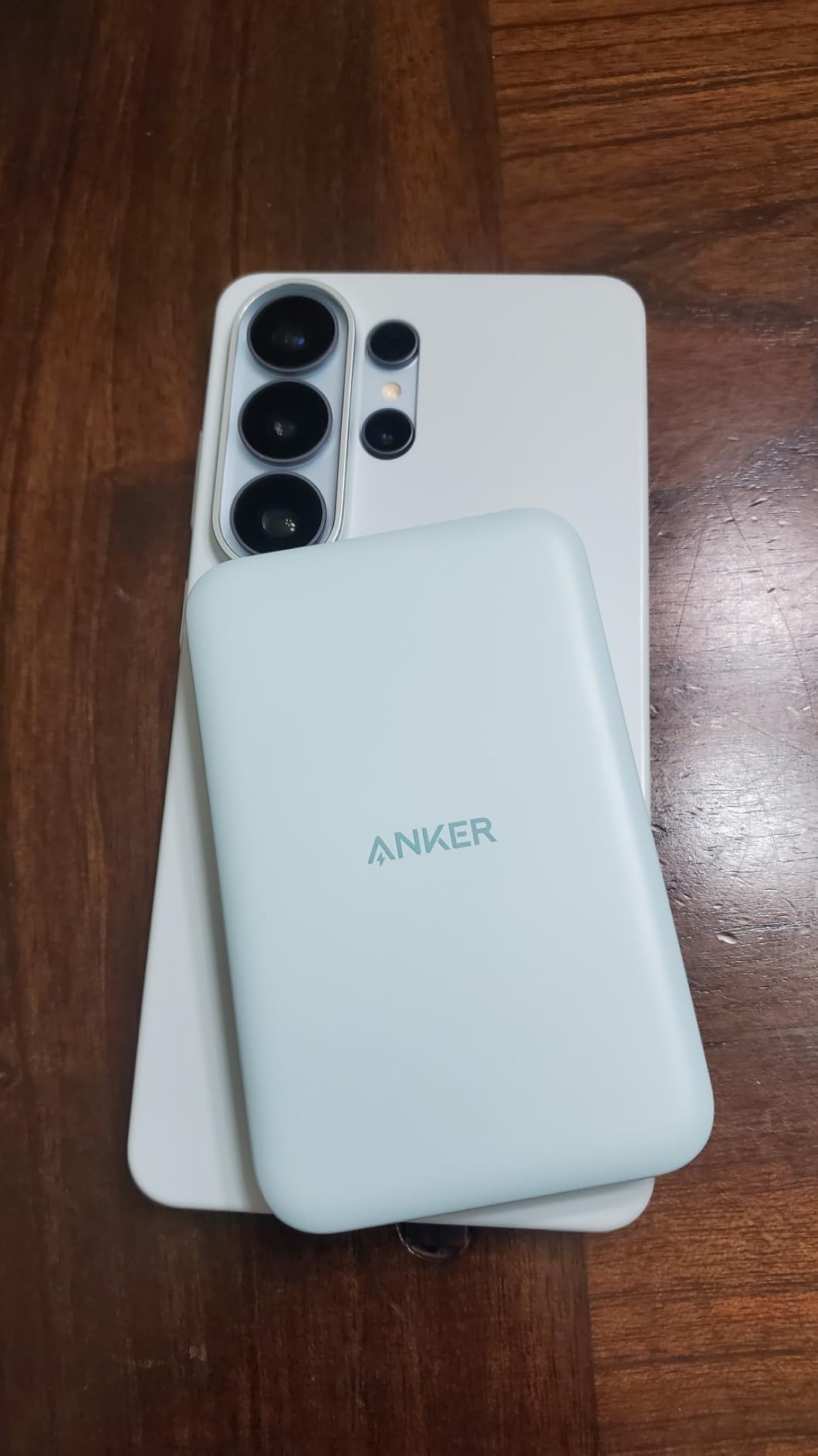 Anker 621 MagGo Power Bank, 5,000mAh Magnetic Portable Charger customer photo 1