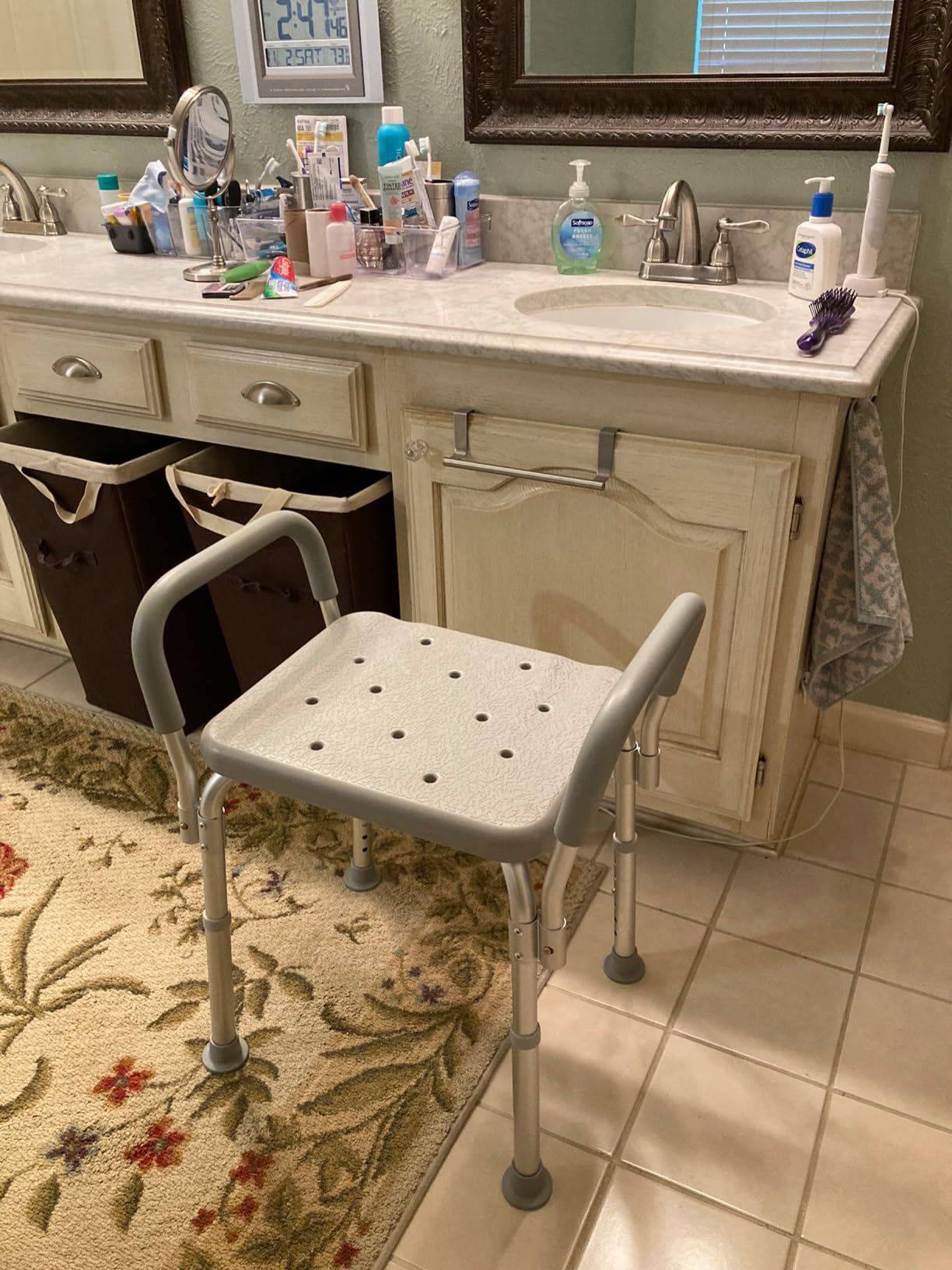 Medline Backless Shower Chair with Arms - 350 lb. capacity, Bench, Stool, Seat for Elderly, Seniors Independent Adult and Disabled Adults customer photo 1