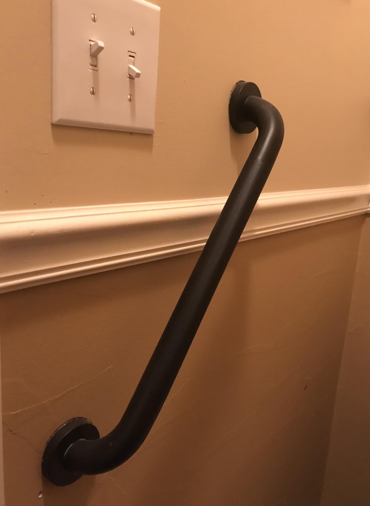 32 Inch Shower Grab Bar, Munzong Brushed Nickel Stainless Steel Handle customer photo 1