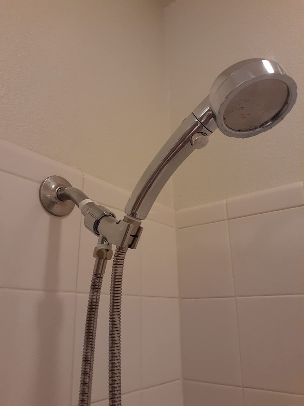 SINGSUO High Pressure Handheld Shower Head with On Off Switch customer photo 2