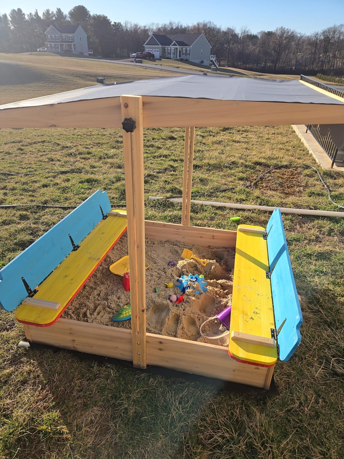 RUNSHED Kids Wooden Sandbox, Locking Lid, Canopy & Foldable Benches customer photo 2