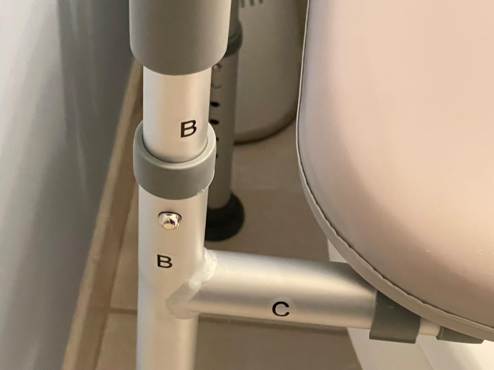 HOMLAND Toilet Seat Riser for Seniors with Adjustable Height & Width, 400lb customer photo 2
