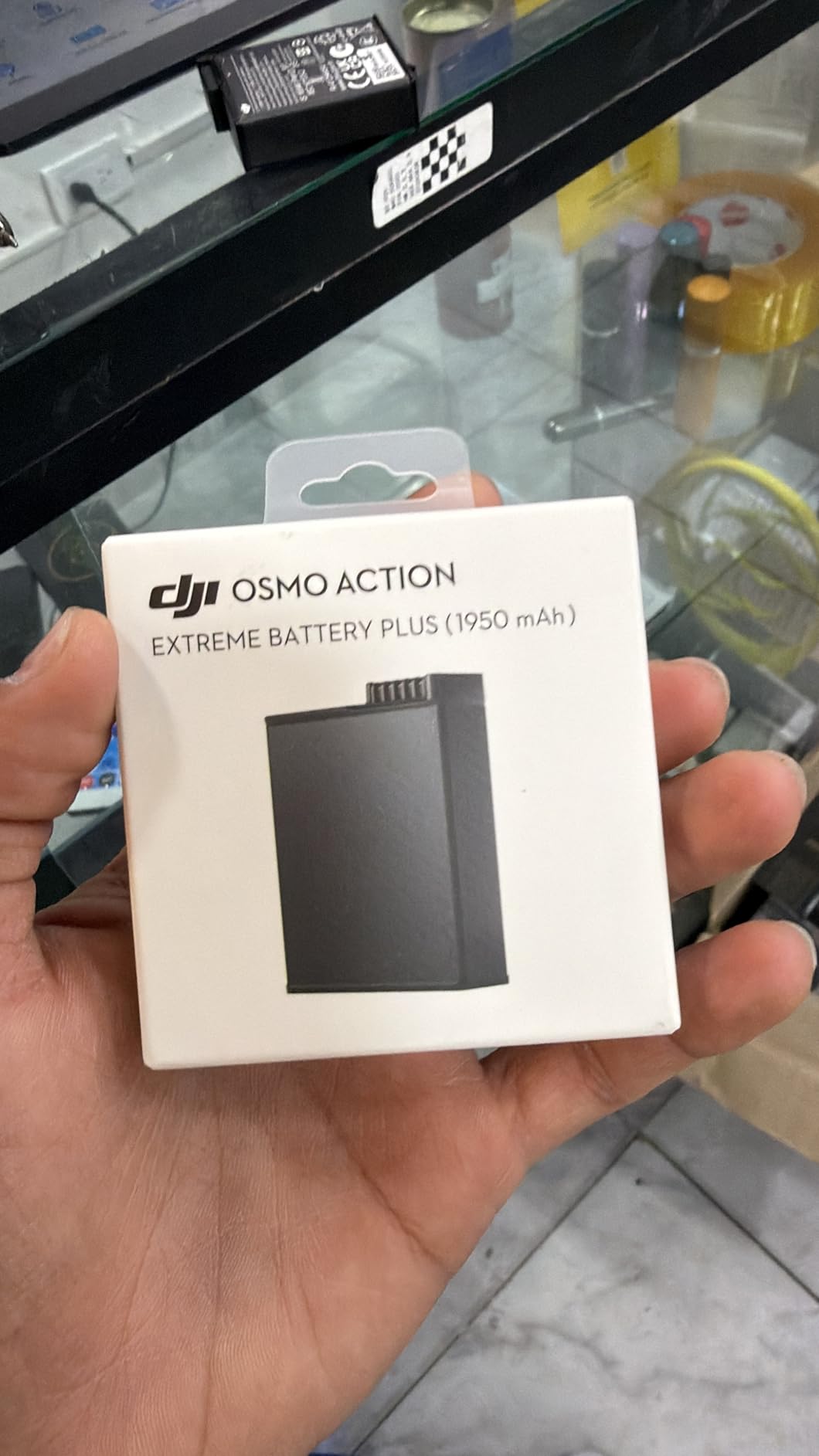 DJI Osmo Action Extreme Battery Plus (1950 mAh), Compatibility: Osmo 360, Osmo Action 6, Osmo Action 5 Pro, Osmo Action 4, Osmo Action 3 customer photo 1