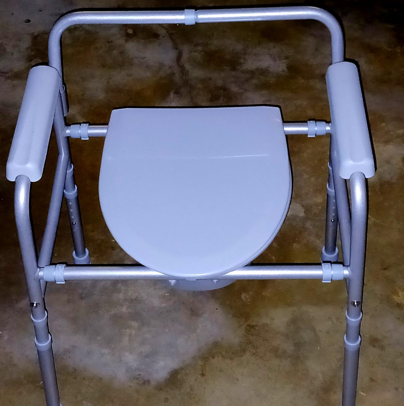 HOMLAND 3-in-1 Bedside Commode Toilet with Sturdy Dual-Crossbar, 350lb customer photo 2