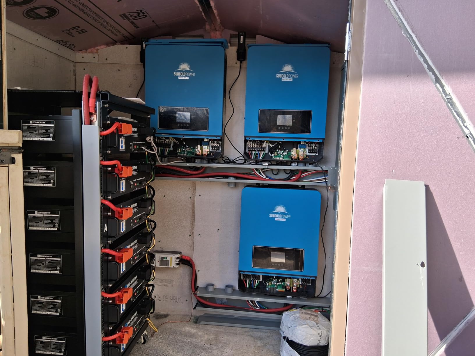 SUNGOLDPOWER 10000W 48V Solar Inverter, Built-in 2 MPPTs, Max 200A Battery Charging, Split Phase AC Input/Output 120V/240V(settable),Pure Sine Wave (BMS COMM) UL1741 SPH10048P customer photo 1