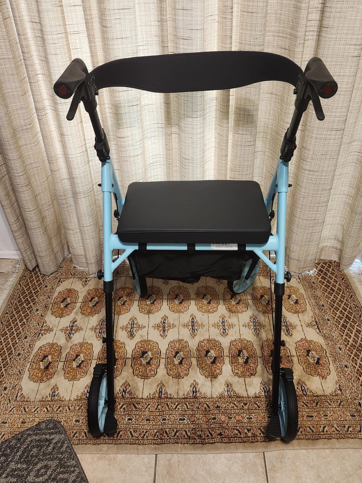 Bariatric Rollator Walkers for Seniors with Seat, 500 lb Capacity, 16.4 lb customer photo 1