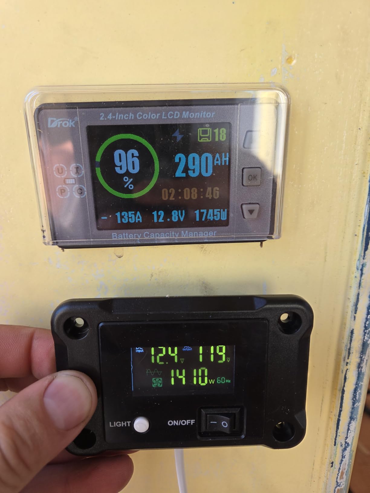 4000 Watt Inverter, 12V DC to 110V/120V AC Pure Sine Wave Inverters customer photo 2