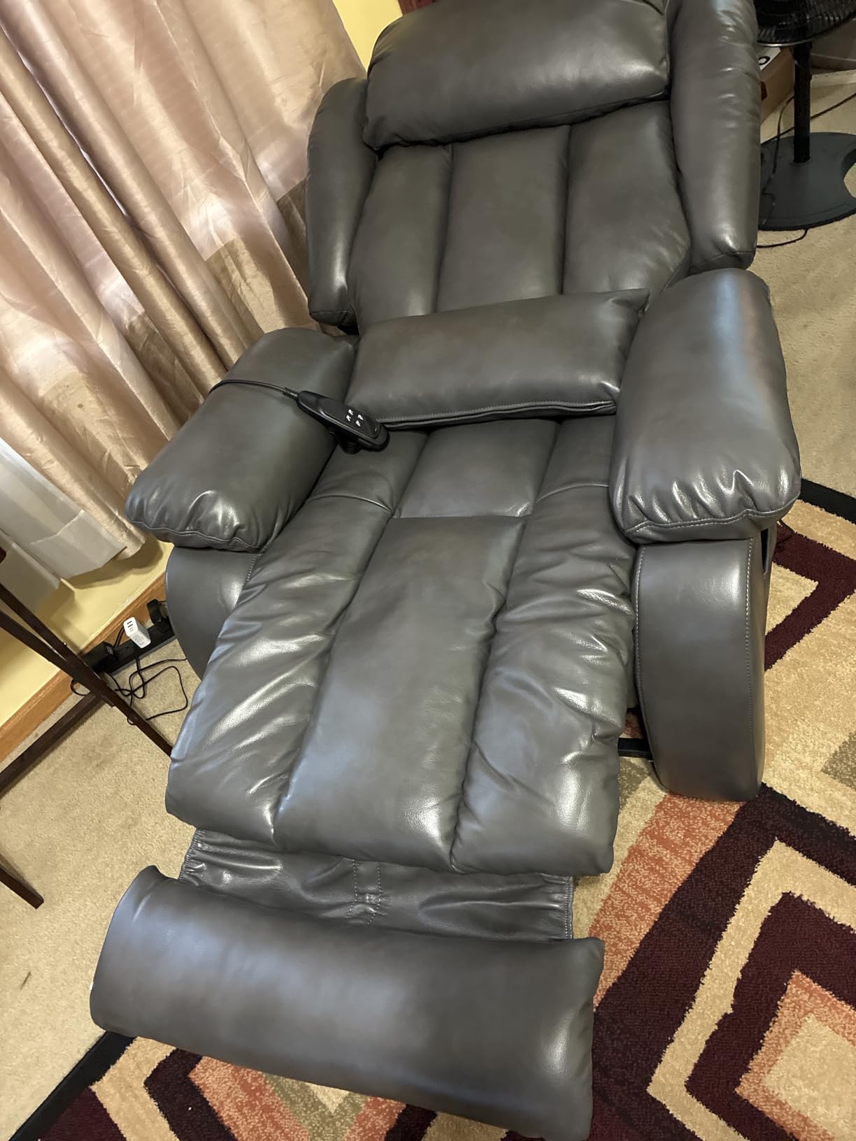 Infinite Position Lay Flat Power Lift Recliner Chair for Elderly, Ivory customer photo 2