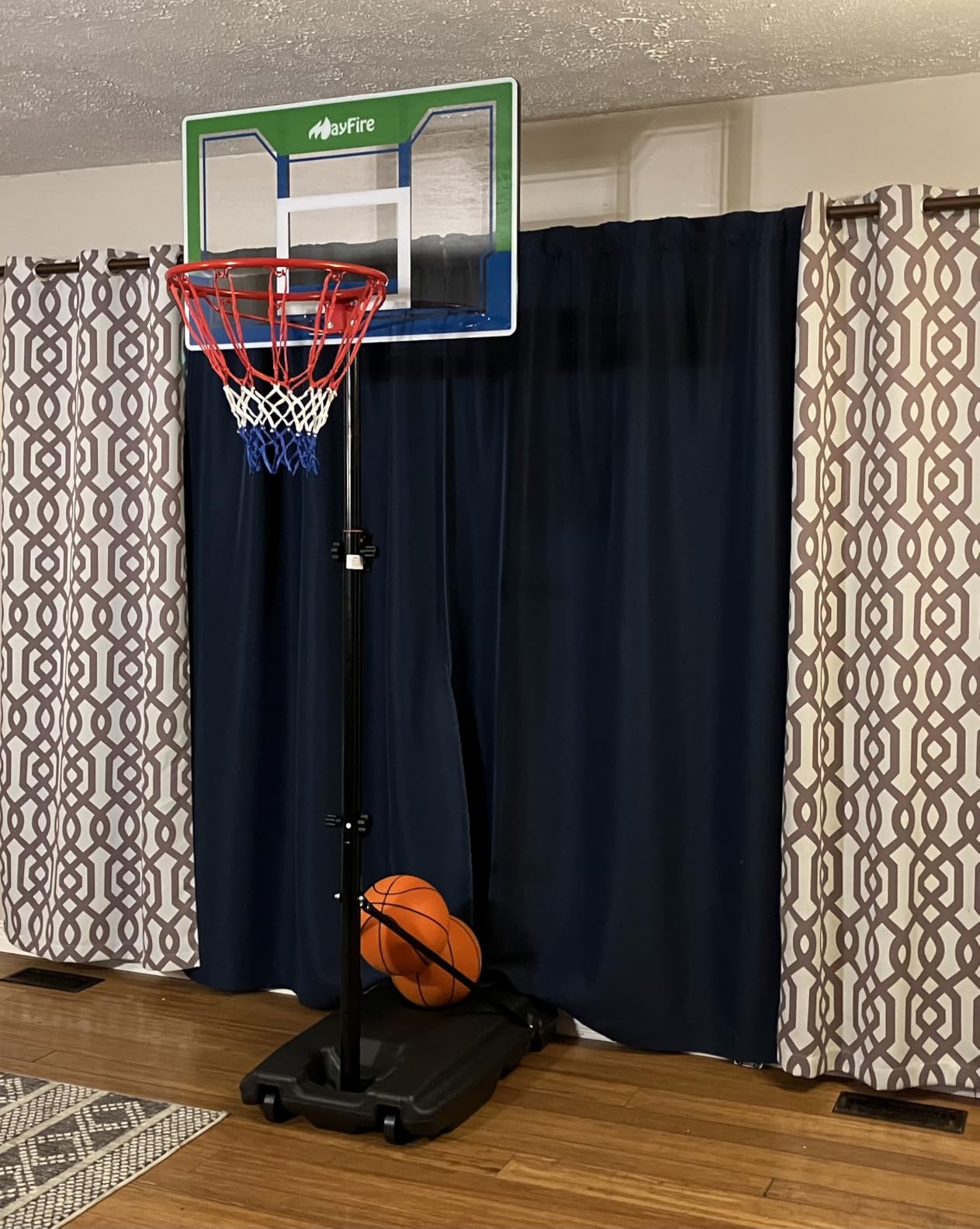 Portable Basketball Hoop for Kids & Teens, 4.1–8.5FT Adjustable Height, 32'' Shatterproof Backboard, Fillable Base with Weight Bag, Outdoor Goal for Backyard & Driveway customer photo 2