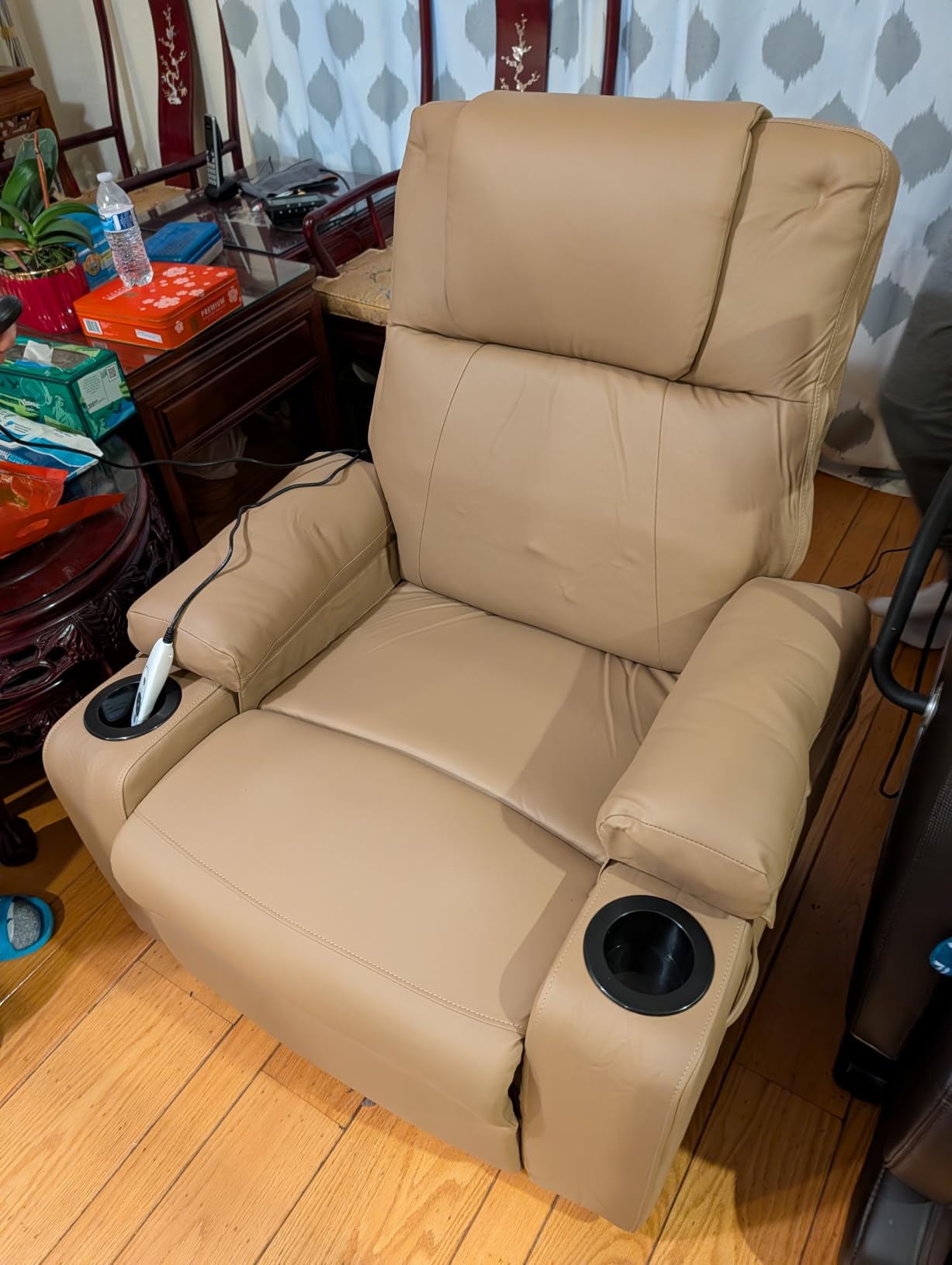 Leather Power Lift Recliner Chair for Elderly, with Massage & Heat customer photo 1