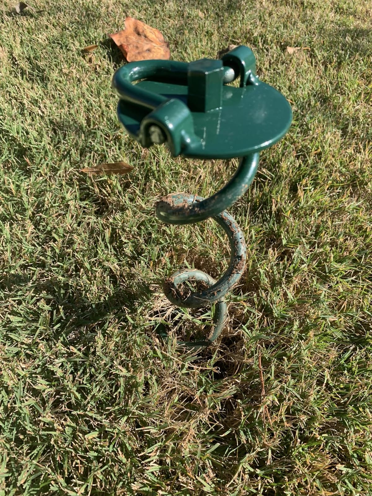 FEED GARDEN Ground Anchors Screw in Heavy Duty, 4 Pack 15 Inch Spiral Earth Anchors for Trampoline Anchors High Wind, Swing Set Anchors, Tent Stakes, Dog Tie Out & Canopy Stability, Orange customer photo 1