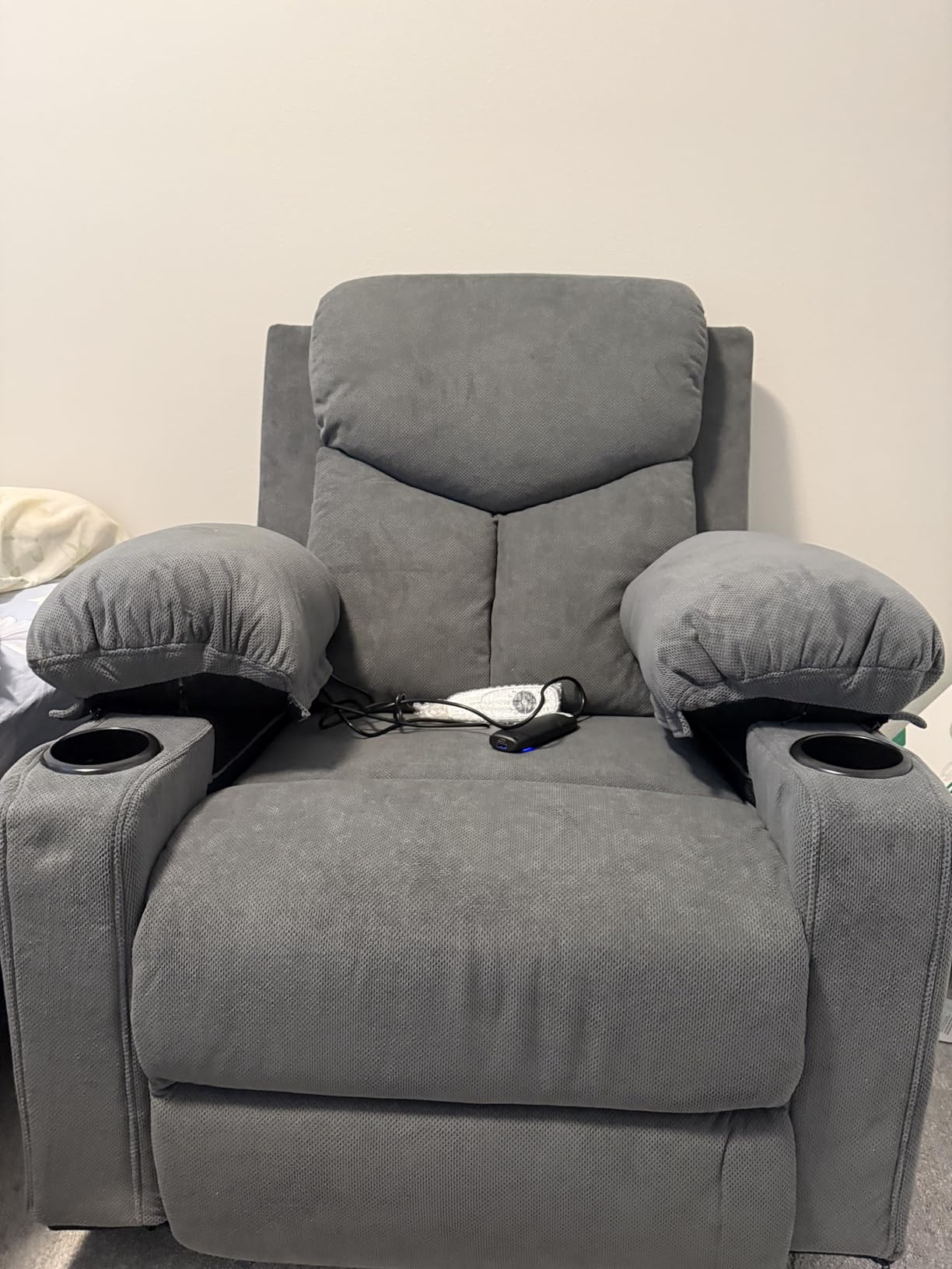 Power Lift Chair Recliners for Elderly with Heat and Massage, Recliner Chairs for Adults, Upgraded Fabric Recliner with USB & Type-C Charge Port, Cup Holders (Navy Blue-M) customer photo 1